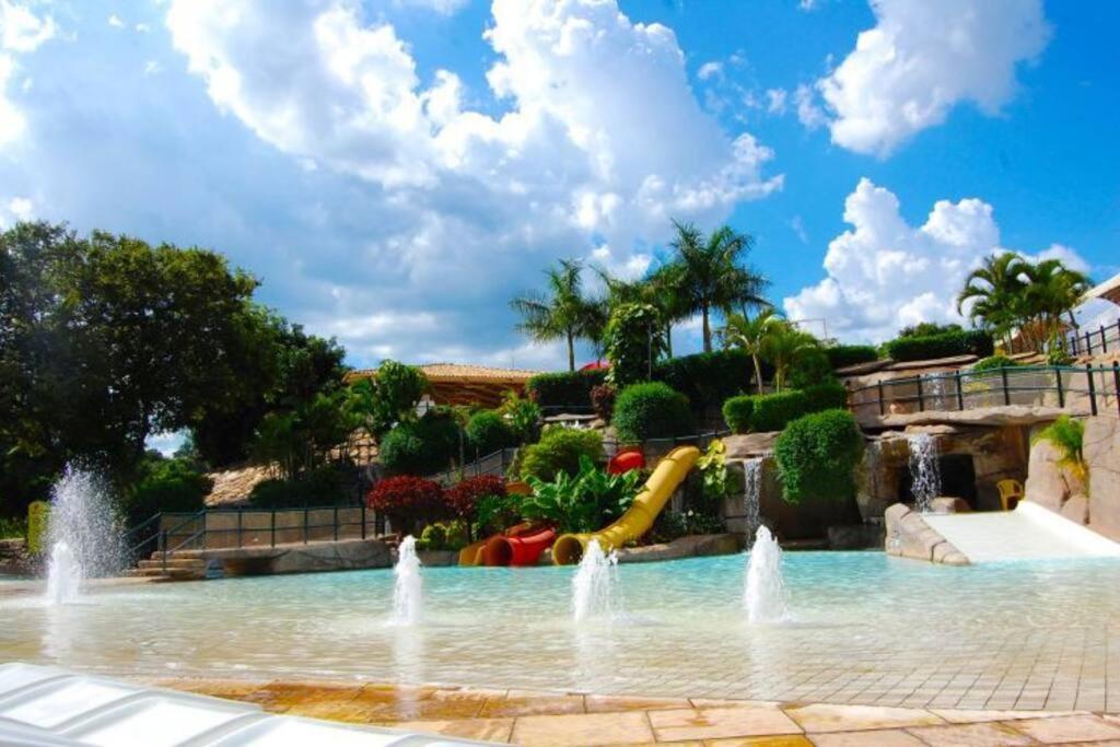 Piazza diRoma Acqua Park, Requinte e Diversão Caldas Novas Esterno foto